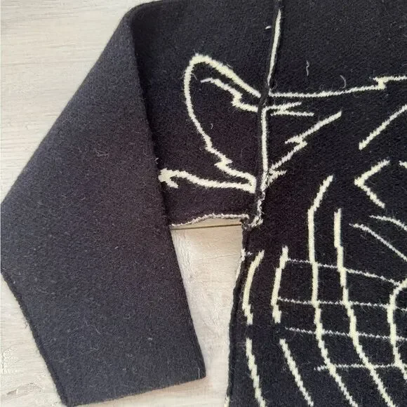 Exposed seam Zara boys black knitwear sweater with tiger design sz 5 - Picture 7 of 8